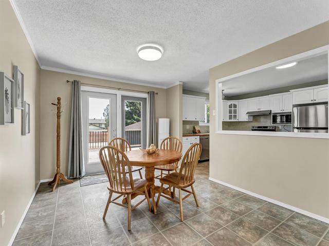 2053 10 Avenue Ne, House detached with 4 bedrooms, 2 bathrooms and 6 parking in Medicine Hat AB | Image 10