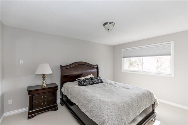 104 Golfview Dr, House detached with 2 bedrooms, 2 bathrooms and 4 parking in Innisfil ON | Image 12