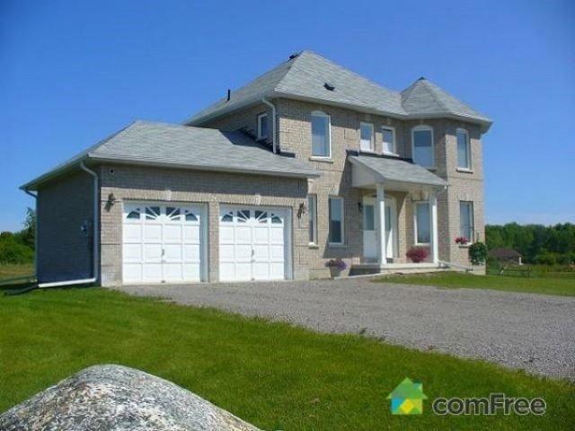26 Songbird Cres, House detached with 3 bedrooms, 3 bathrooms and 10 parking in Kawartha Lakes ON | Image 2