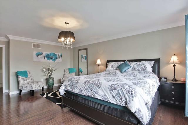 397 Thomas Cook Ave, House detached with 5 bedrooms, 4 bathrooms and 5 parking in Vaughan ON | Image 10