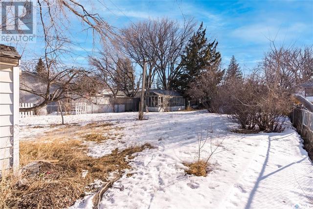 431 P Avenue N, House detached with 6 bedrooms, 2 bathrooms and null parking in Saskatoon SK | Image 35