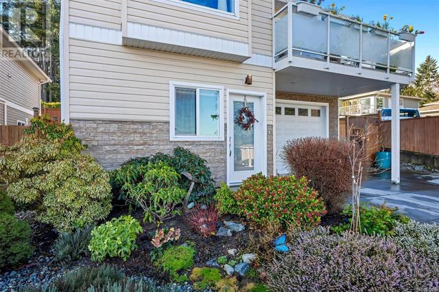 1 - 2740 Stautw Rd, House detached with 3 bedrooms, 3 bathrooms and 2 parking in East Saanich 2 BC | Image 10