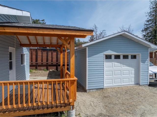 919 Regina Street, House detached with 3 bedrooms, 2 bathrooms and null parking in Creston BC | Image 26
