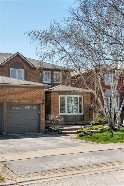 2112 Lumberman Lane, House detached with 4 bedrooms, 2 bathrooms and 2 parking in Oakville ON | Image 2