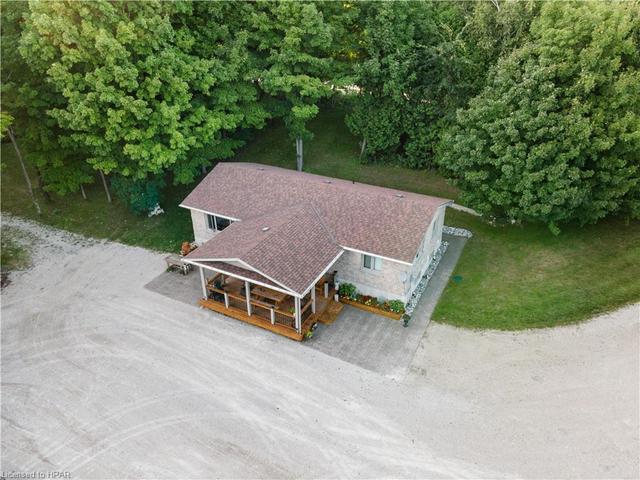 167 Maryville Lake Road, House detached with 4 bedrooms, 2 bathrooms and null parking in South Bruce Peninsula ON | Image 4