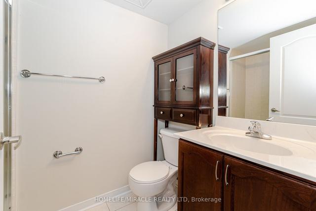 1221 - 8 Dayspring Circ, Condo with 2 bedrooms, 2 bathrooms and 1 parking in Brampton ON | Image 13