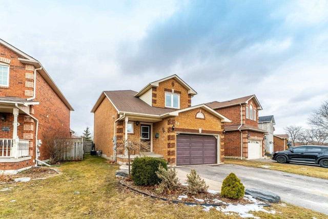18 Glenmore Dr, House attached with 3 bedrooms, 2 bathrooms and 5 parking in Whitby ON | Image 30