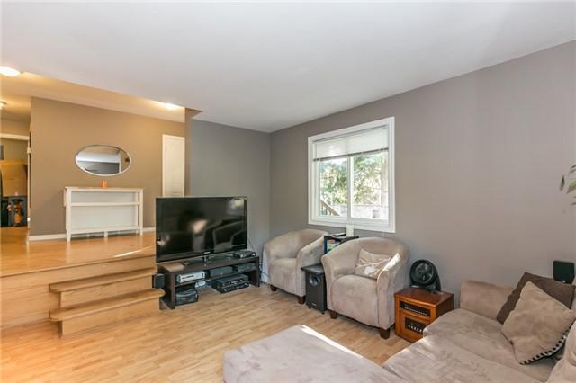 226 Foster Dr, House detached with 2 bedrooms, 1 bathrooms and 10 parking in Barrie ON | Image 15