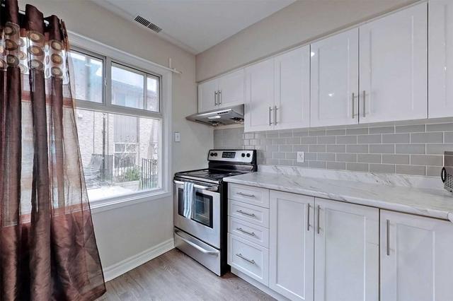 34 - 40 Rexdale Blvd, Townhouse with 3 bedrooms, 2 bathrooms and 1 parking in Toronto ON | Image 7