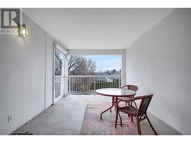 206 - 2350 Stillingfleet Road, House attached with 2 bedrooms, 2 bathrooms and 2 parking in Kelowna BC | Image 26