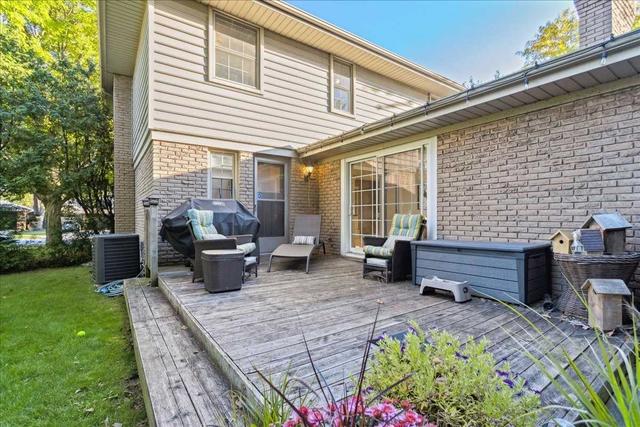 2147 Canterbury Dr, House detached with 4 bedrooms, 3 bathrooms and 4 parking in Burlington ON | Image 31