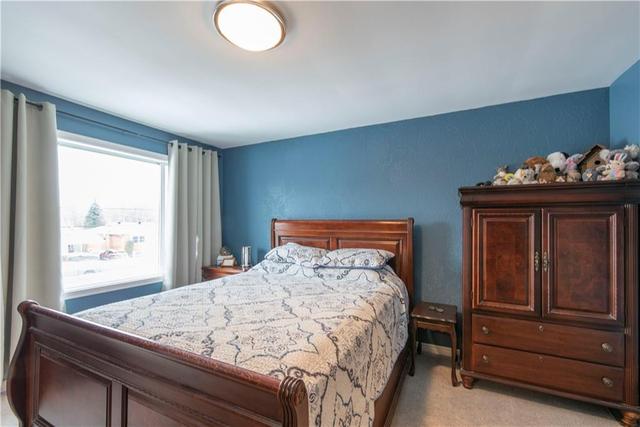 2114 Tollgate Road W, Townhouse with 2 bedrooms, 1 bathrooms and 3 parking in Cornwall ON | Image 19