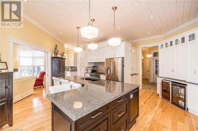 119 Kiowana Beach Road, House detached with 6 bedrooms, 3 bathrooms and 8 parking in Meaford ON | Image 16