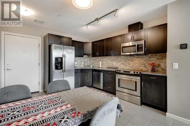 1108, - 1320 1 Street Se, Condo with 2 bedrooms, 2 bathrooms and 1 parking in Calgary AB | Image 6
