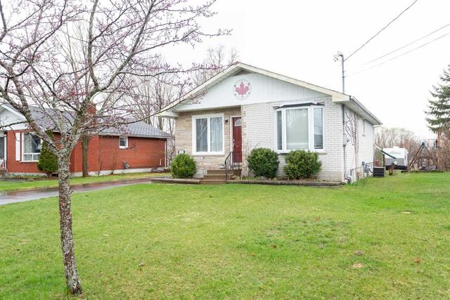 155 Queen St, House detached with 2 bedrooms, 2 bathrooms and 6 parking in Kawartha Lakes ON | Image 23