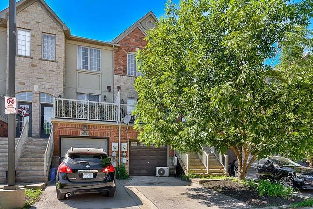 5045 Bidwell Common, House attached with 2 bedrooms, 2 bathrooms and 1 parking in Burlington ON | Card Image