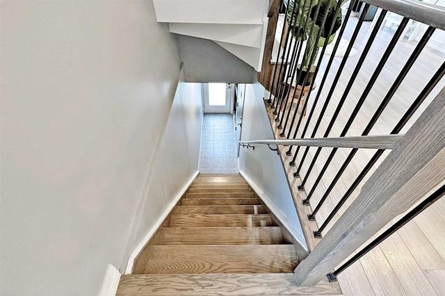 25 - 2061 Weston Rd, Townhouse with 3 bedrooms, 3 bathrooms and 1 parking in Toronto ON | Image 3