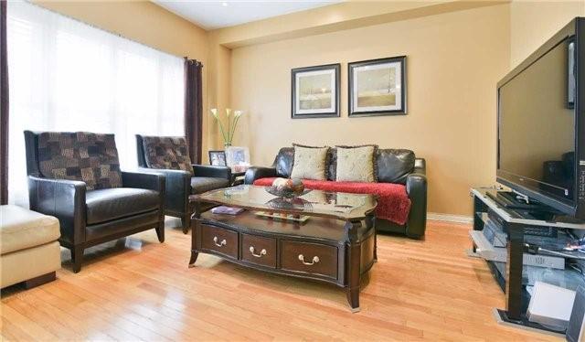123 Goldenwood Cres, House detached with 3 bedrooms, 3 bathrooms and 2 parking in Markham ON | Image 7