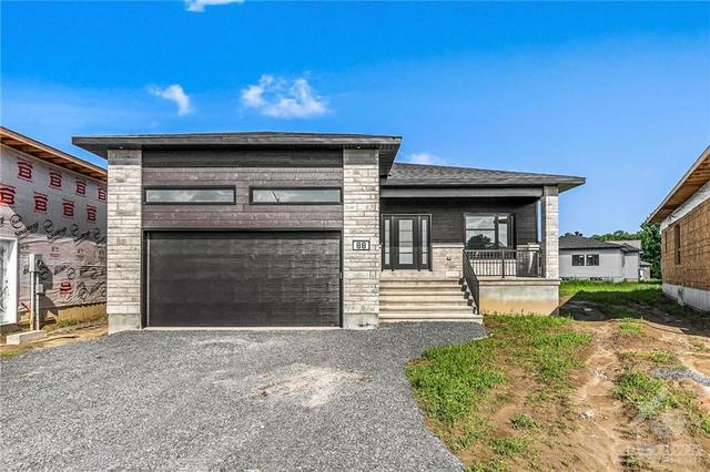 203 Filion Street, House detached with 3 bedrooms, 2 bathrooms and 6 parking in Russell ON | Image 20