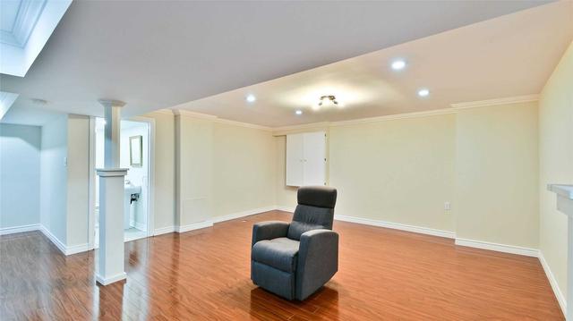 16 Coles Ave, House detached with 4 bedrooms, 4 bathrooms and 6 parking in Ajax ON | Image 28