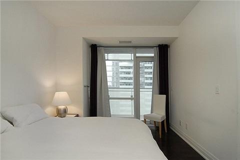 1701 - 80 John St, Condo with 2 bedrooms, 2 bathrooms and 1 parking in Toronto ON | Image 9