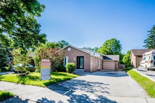 178 Olive St, House detached with 3 bedrooms, 3 bathrooms and 6 parking in East Gwillimbury ON | Image 1