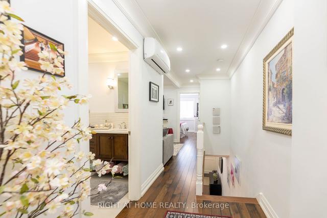 418 Christie St, House semidetached with 2 bedrooms, 2 bathrooms and 2 parking in Toronto ON | Image 13