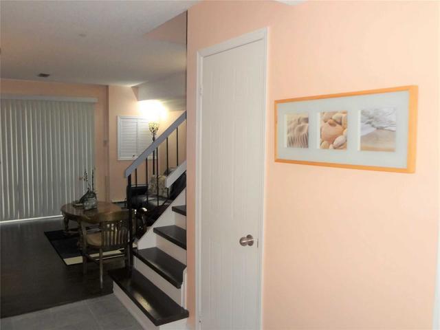 54 - 460 Bristol Rd W, Townhouse with 3 bedrooms, 2 bathrooms and 2 parking in Mississauga ON | Image 23
