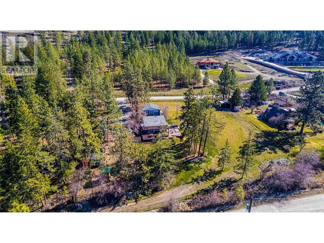 5555 Stubbs Road, House detached with 3 bedrooms, 2 bathrooms and 10 parking in Lake Country BC | Image 74