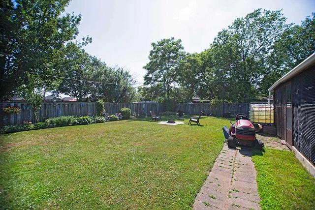 7445 Drummond Rd, House detached with 3 bedrooms, 2 bathrooms and 6 parking in Niagara Falls ON | Image 18