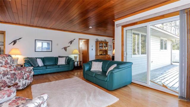 1288 Brydons Bay Rd, House detached with 4 bedrooms, 1 bathrooms and 6 parking in Gravenhurst ON | Image 4
