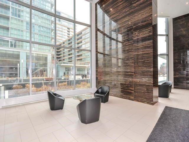 2009 - 21 Iceboat Terr, Condo with 2 bedrooms, 2 bathrooms and 1 parking in Toronto ON | Image 14