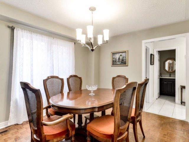 4989 Rosebush Rd, House detached with 4 bedrooms, 4 bathrooms and 4 parking in Mississauga ON | Image 6
