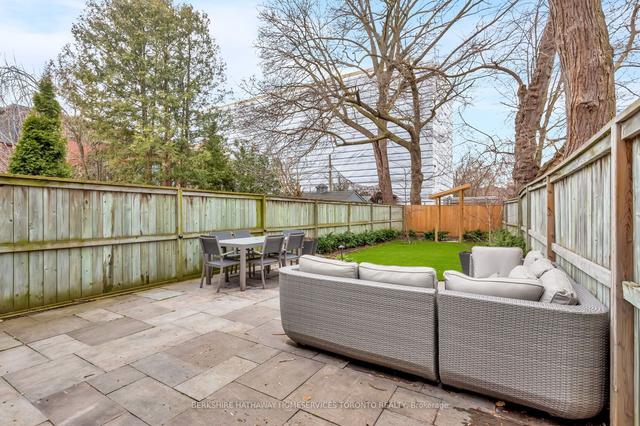 14 Rathnelly Ave, House semidetached with 3 bedrooms, 3 bathrooms and 0 parking in Toronto ON | Image 15