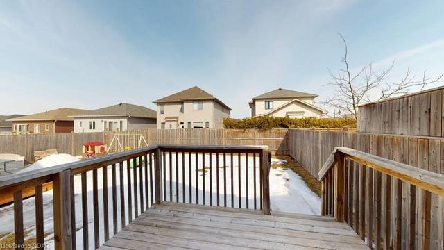 1202 Carfa Crescent, House semidetached with 3 bedrooms, 2 bathrooms and 2 parking in Kingston ON | Image 23