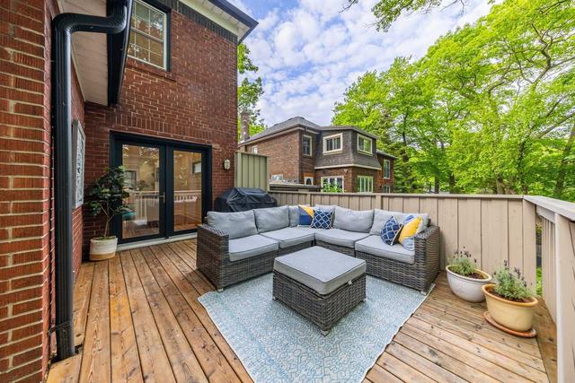 59 Beaufort Rd, House detached with 3 bedrooms, 3 bathrooms and 3 parking in Toronto ON | Image 26