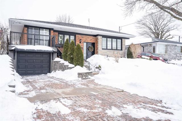 4 Medley Cres, House detached with 3 bedrooms, 2 bathrooms and 4 parking in Toronto ON | Image 23