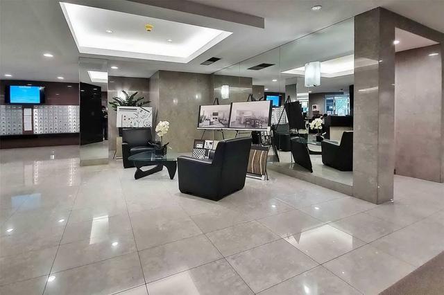 310 - 7250 Yonge St, Condo with 2 bedrooms, 2 bathrooms and 1 parking in Vaughan ON | Image 17