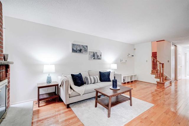 22 - 10 Cardwell Ave, Townhouse with 3 bedrooms, 4 bathrooms and 2 parking in Toronto ON | Image 33