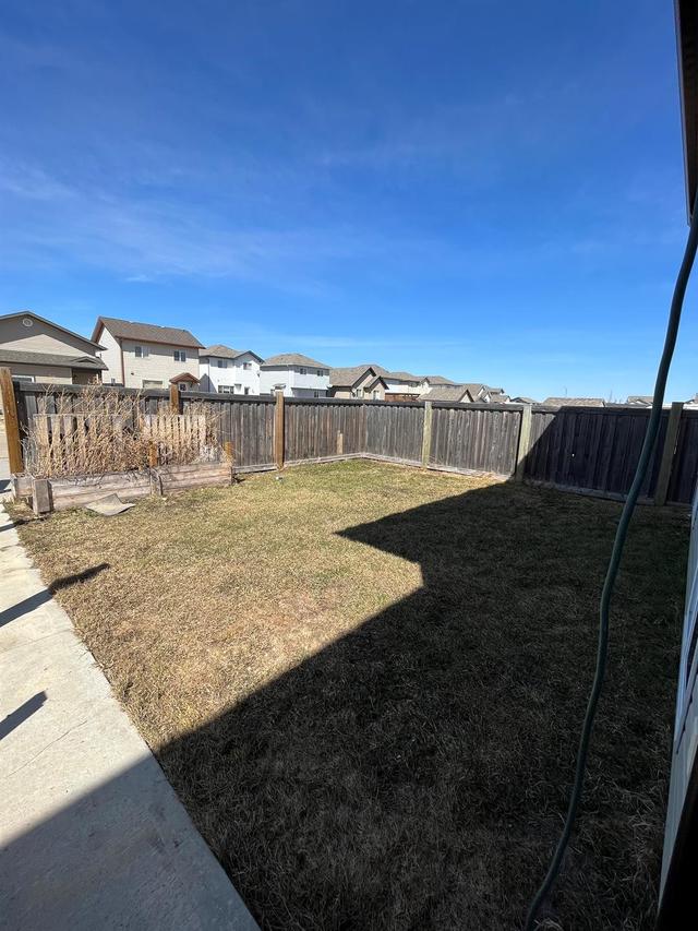 11542 76 Avenue, House detached with 5 bedrooms, 2 bathrooms and 4 parking in Grande Prairie AB | Image 10