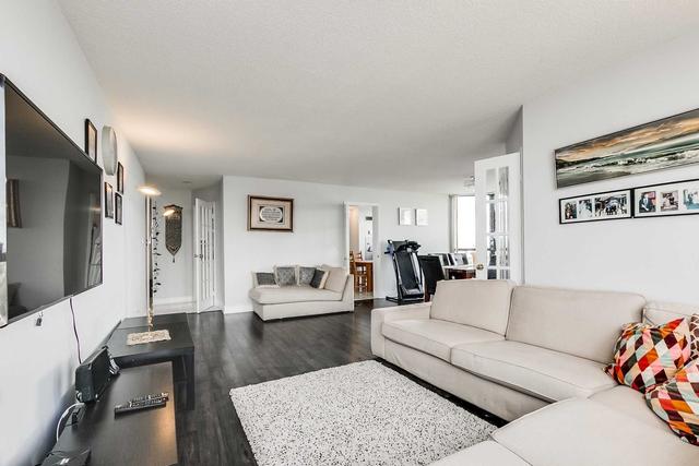 1231 - 25 Bamburgh Circ, Condo with 3 bedrooms, 2 bathrooms and 2 parking in Toronto ON | Image 2