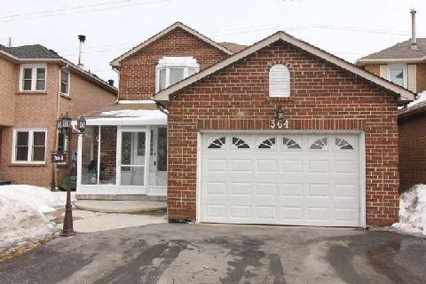 364 Laurentian Ave, House detached with 3 bedrooms, 4 bathrooms and 4 parking in Mississauga ON | Image 1