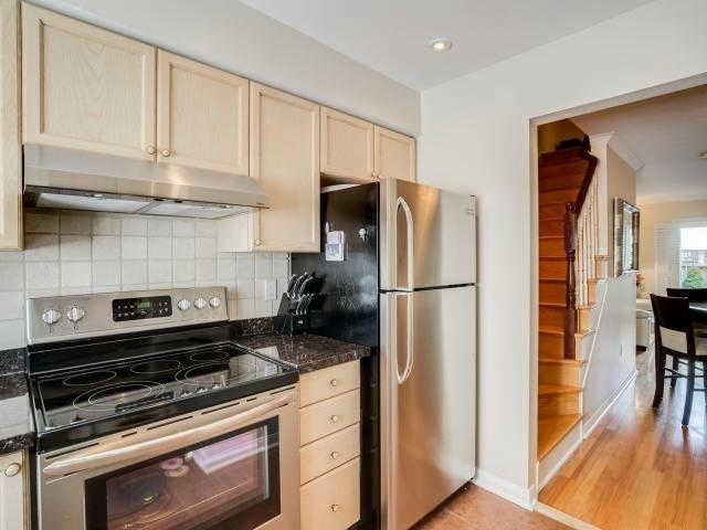 th 42 - 21 Replin Rd, Townhouse with 4 bedrooms, 3 bathrooms and 1 parking in Toronto ON | Image 8
