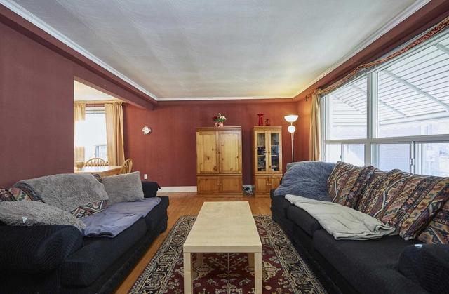 11 Gair Dr, House detached with 3 bedrooms, 2 bathrooms and 3 parking in Toronto ON | Image 37