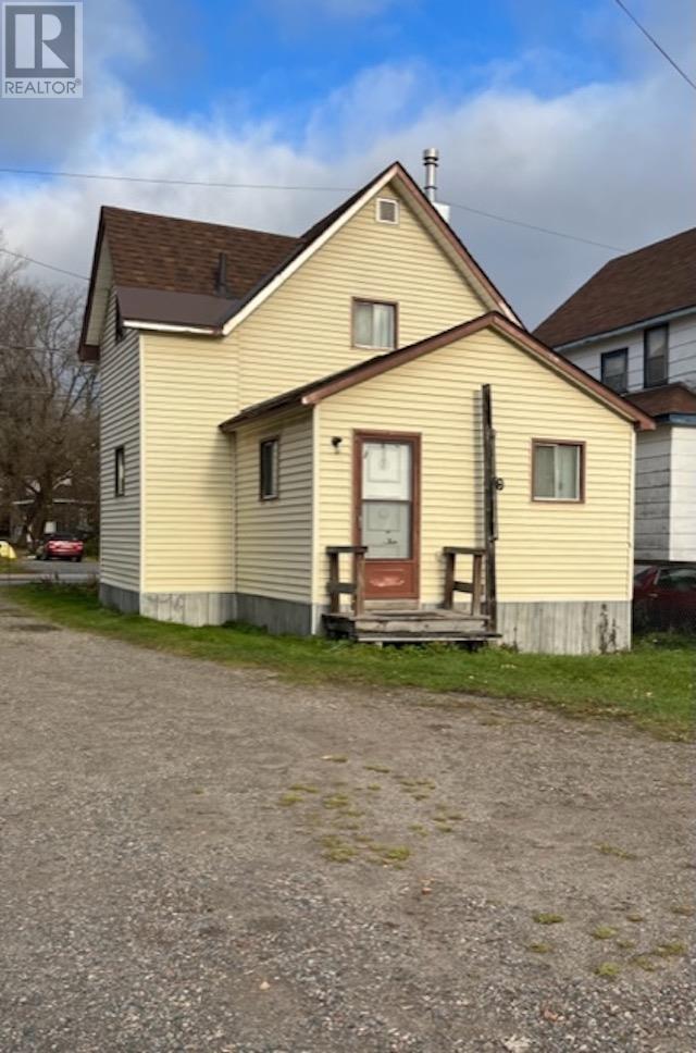 119 Grosvenor Ave, House detached with 3 bedrooms, 1 bathrooms and null parking in Sault Ste. Marie ON | Image 3