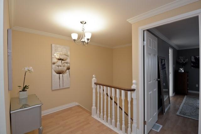 58 Knightsbridge Way, Townhouse with 3 bedrooms, 4 bathrooms and 3 parking in Markham ON | Image 8