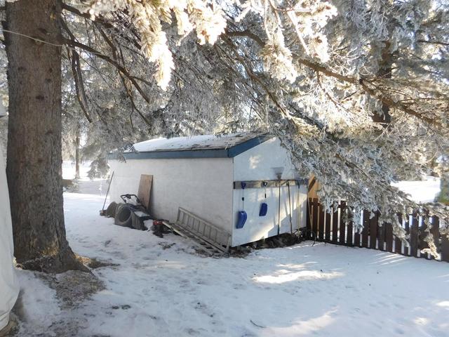 10 Western Mobile Park, Home with 3 bedrooms, 2 bathrooms and 2 parking in Clearwater County AB | Image 21