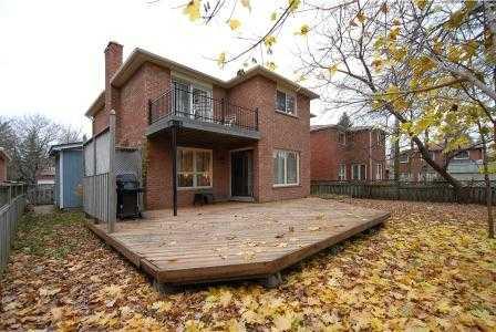 81 Windrush Tr, House detached with 4 bedrooms, 3 bathrooms and 4 parking in Toronto ON | Image 9