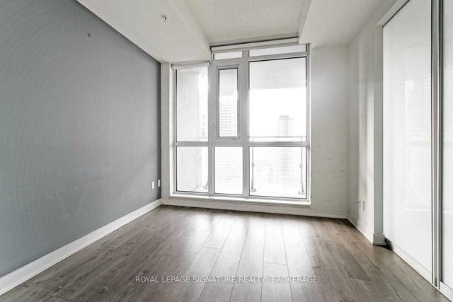 2708 - 30 Nelson St, Condo with 1 bedrooms, 1 bathrooms and 0 parking in Toronto ON | Image 5