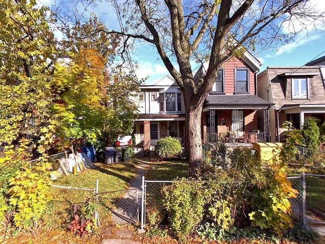 673 Crawford St, House semidetached with 2 bedrooms, 1 bathrooms and 0 parking in Toronto ON | Card Image